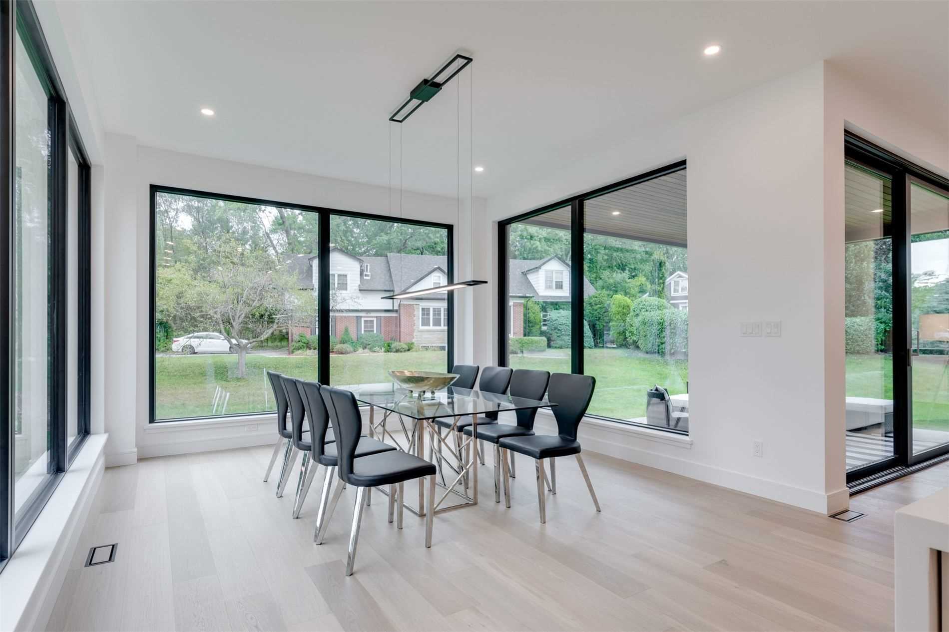 Spacious Dining Room