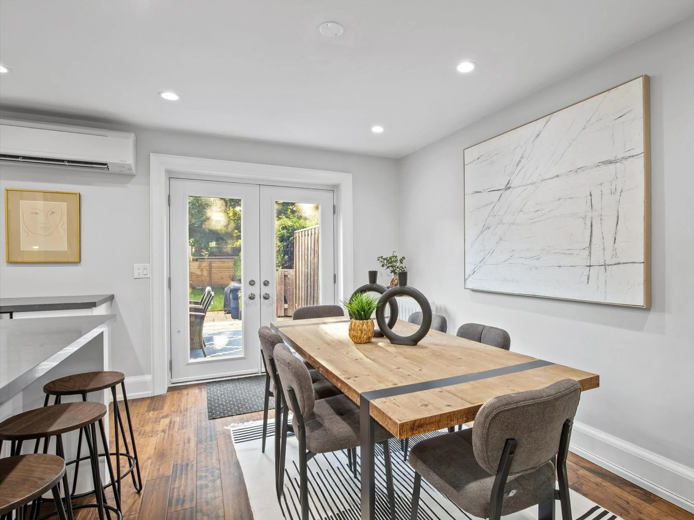 Dining Room 240