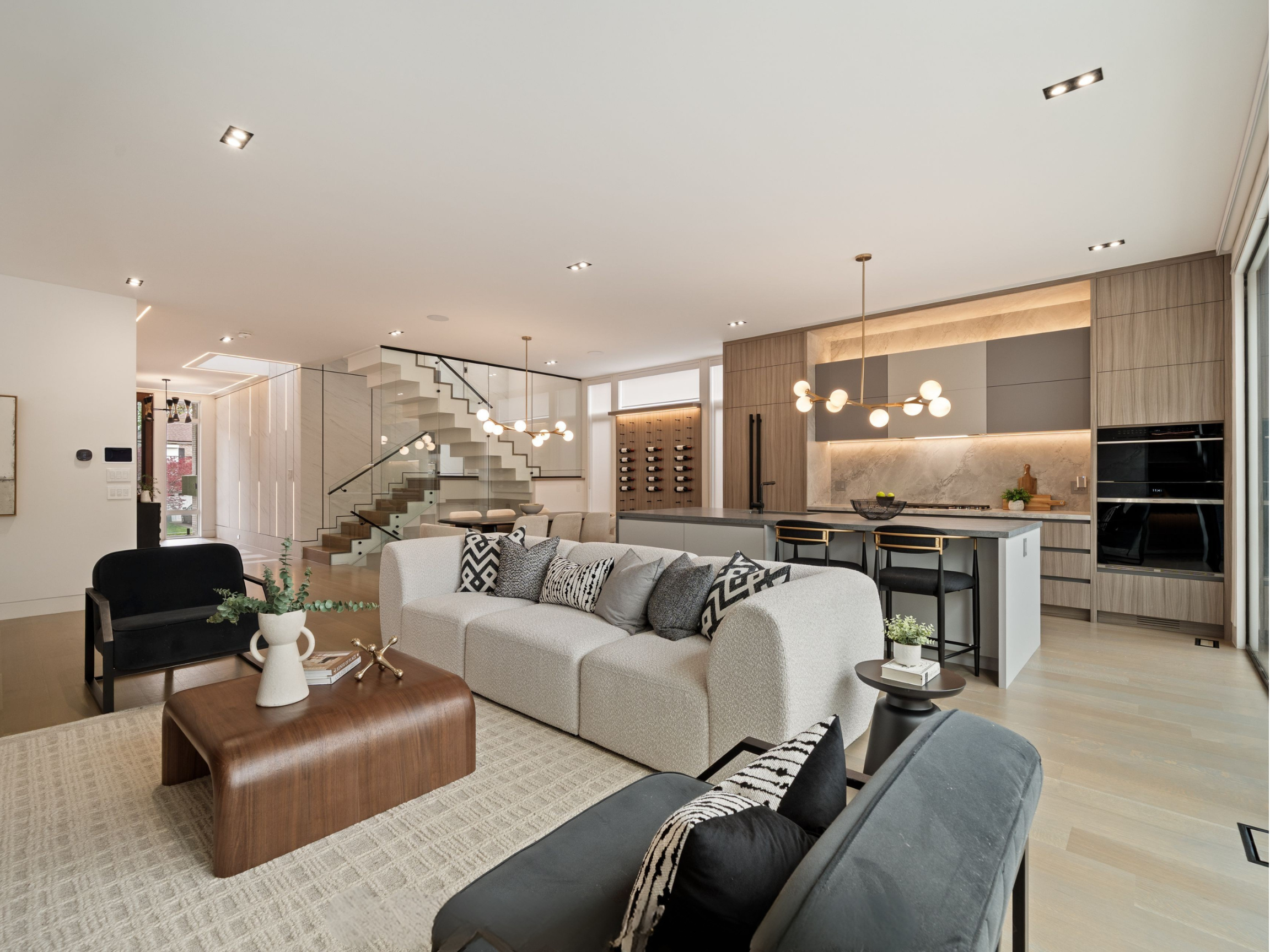 Living Room 251